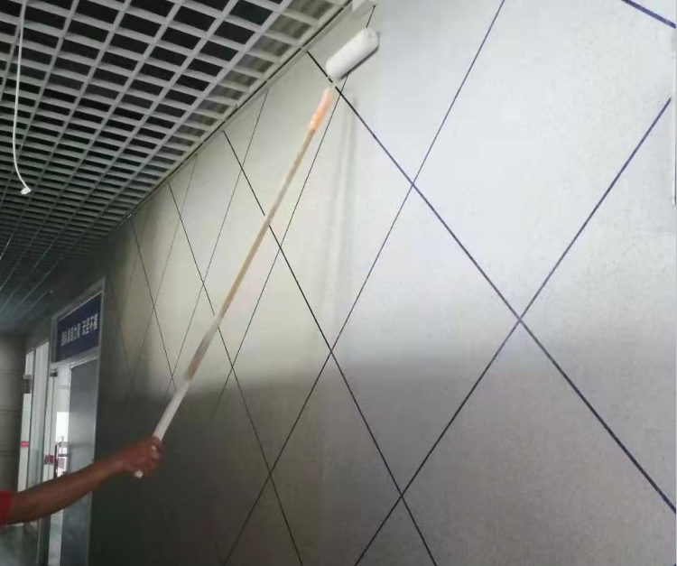 真石漆施工中的罩面漆究竟有什么神奇功效？suncitygroup太阳成集团给你一一揭秘！