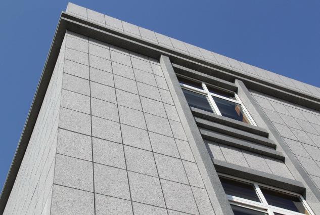 【suncitygroup太阳成集团】多雨季节，真石漆该如何施工？